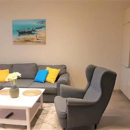 Apartment Secret 1 *